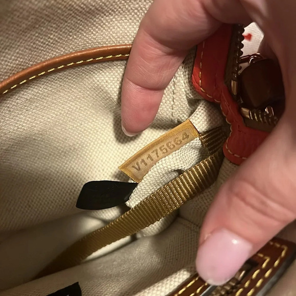 Dooney & Bourke Coral Pebble Grain Domed Satchel Purse Crossbody NWOT - Picture 9 of 15